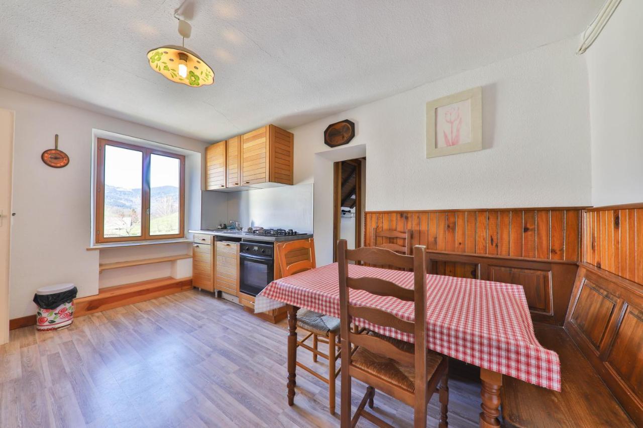 Spacieux Et Confortables Gites A Proximite Randonnees, Lacs, Ski Nature Sondernach Exterior photo