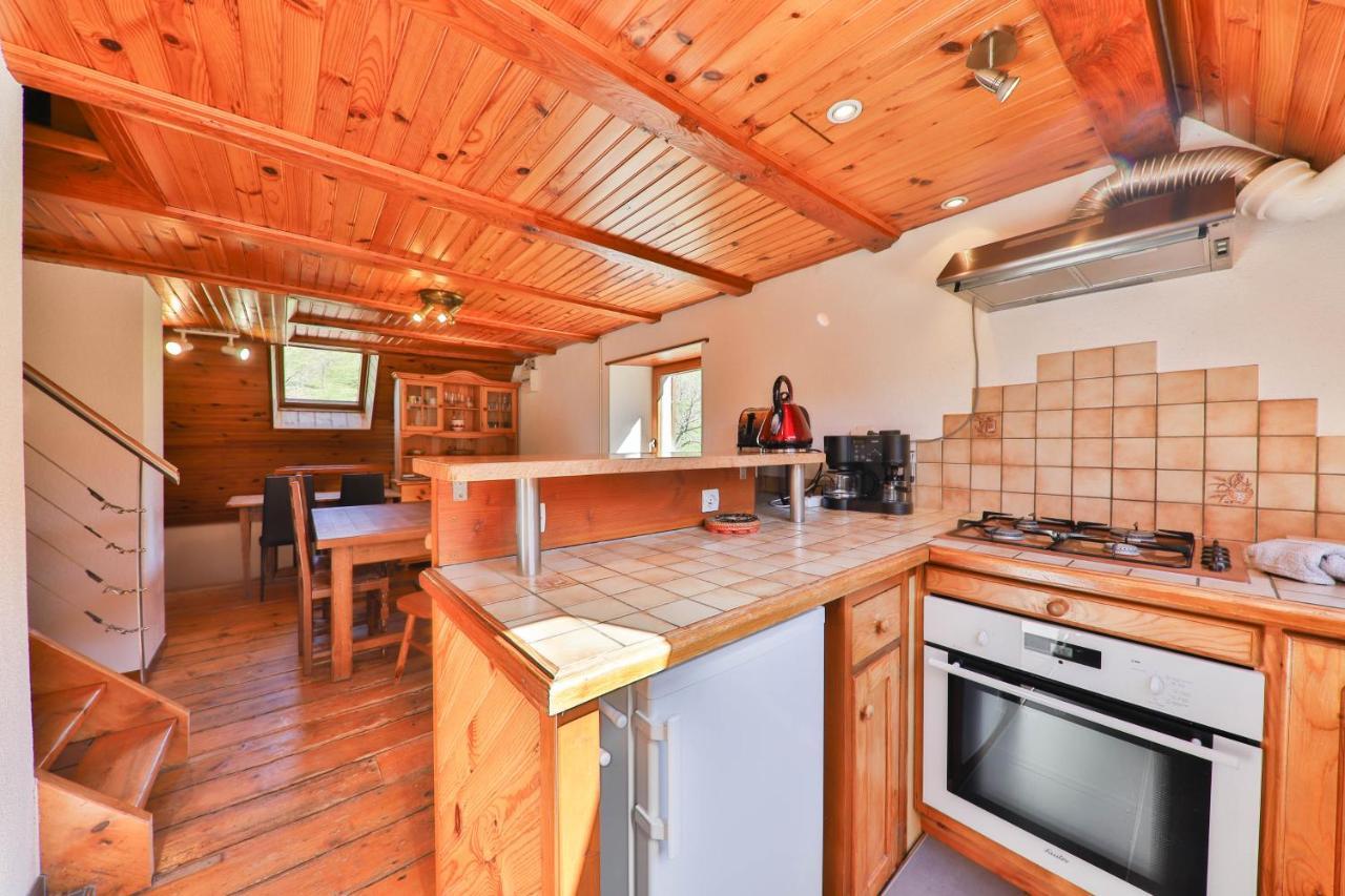 Spacieux Et Confortables Gites A Proximite Randonnees, Lacs, Ski Nature Sondernach Exterior photo