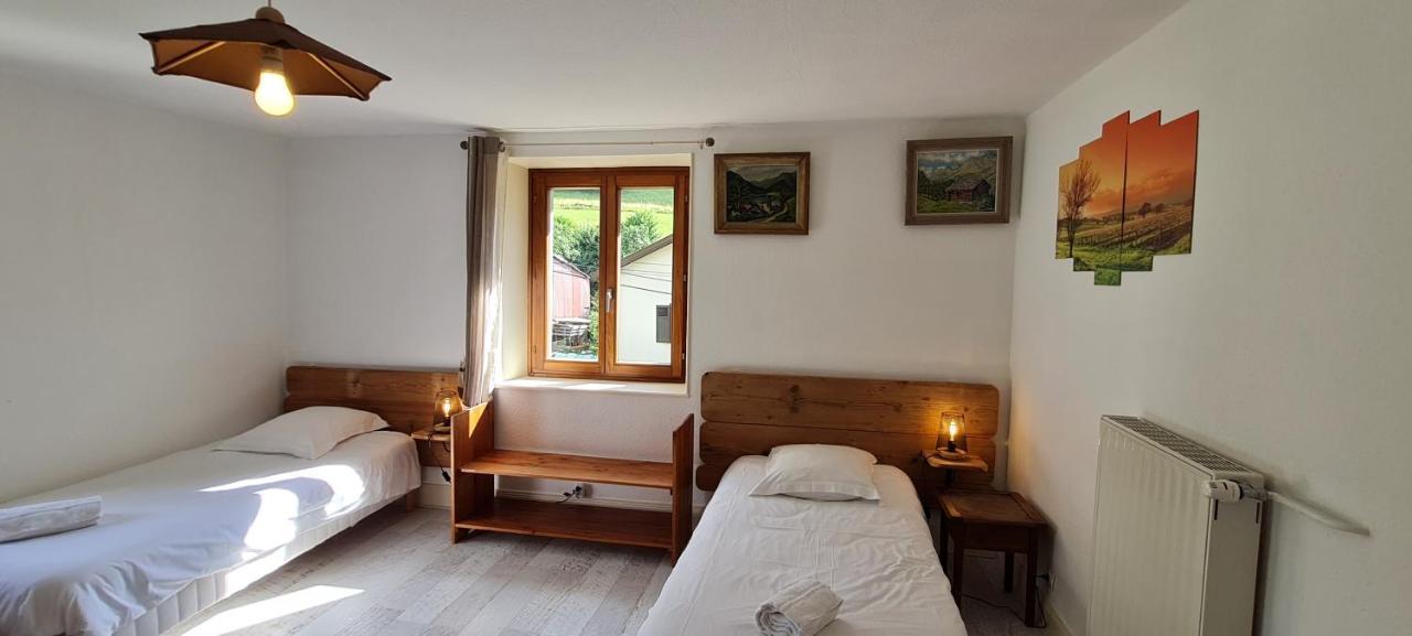 Spacieux Et Confortables Gites A Proximite Randonnees, Lacs, Ski Nature Sondernach Exterior photo