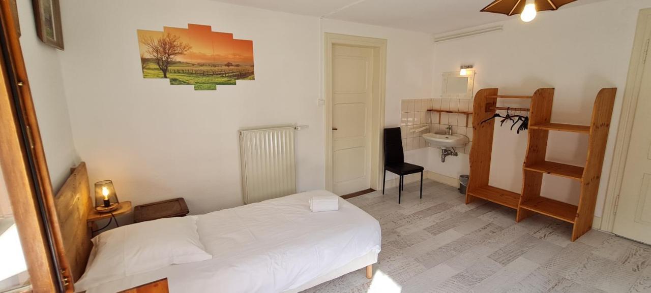 Spacieux Et Confortables Gites A Proximite Randonnees, Lacs, Ski Nature Sondernach Exterior photo